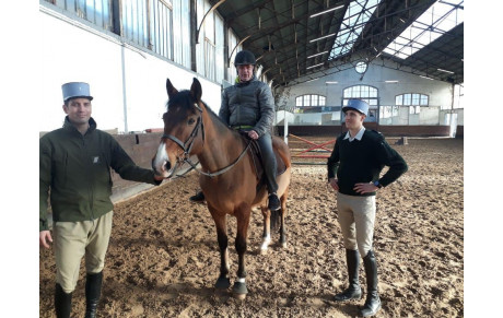 Equithérapie au profit des pensionnaires de l'INI